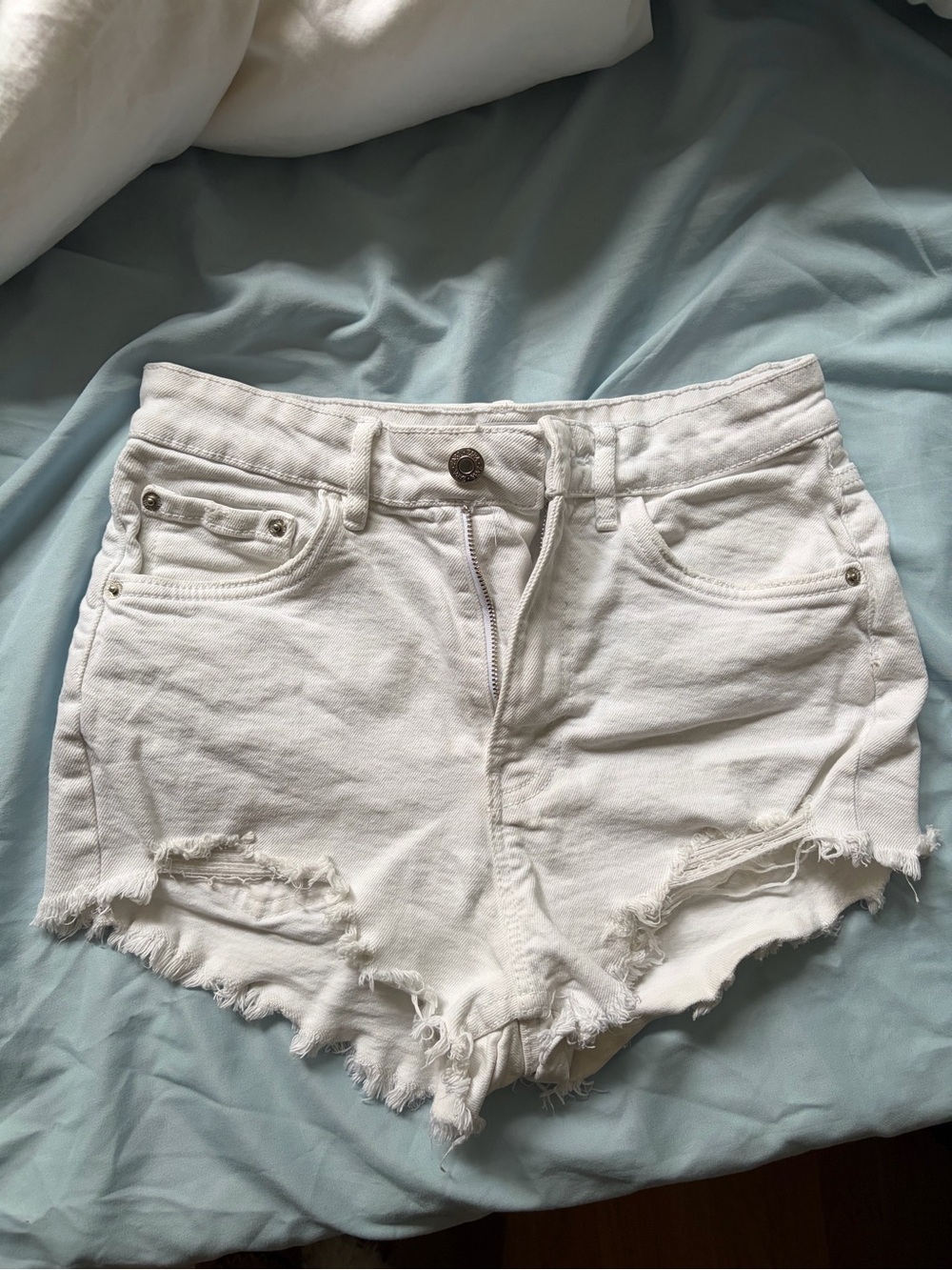 Zara White Distressed Denim Cutoff Shorts